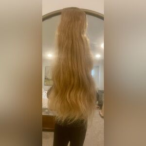 Luxy Ponytail Hair Extension 20in 120g Blonde